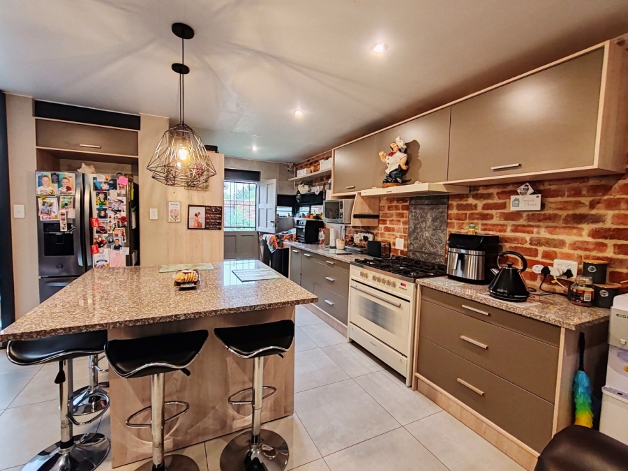 3 Bedroom Property for Sale in Baillie Park North West